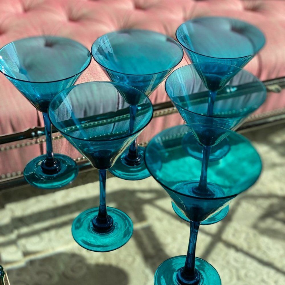 Set of 4 Martini Glasses - Picture 8 of 10